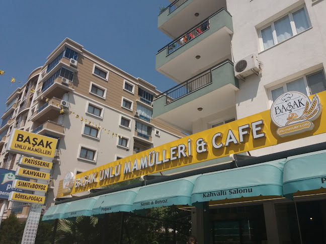 Opinii despre Başak Unlu Mamülleri & Cafe în Çiğli - Gastronomi ve konaklama