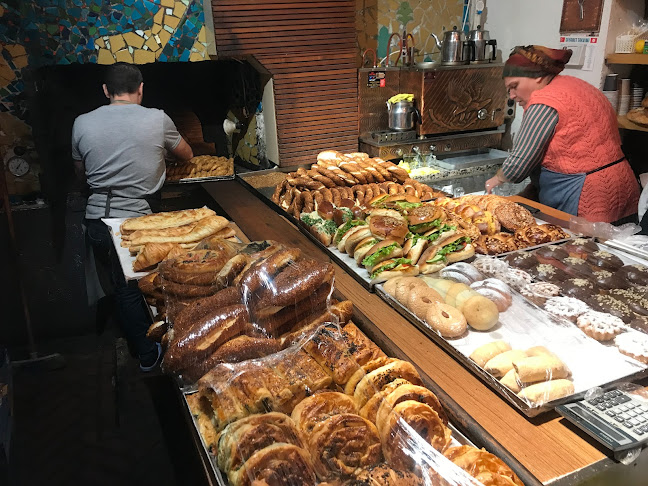 Cihangir Tarihi Simit Fırını - Gastronomi ve konaklama