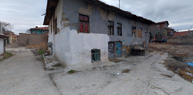 hiçhane insan merkezi