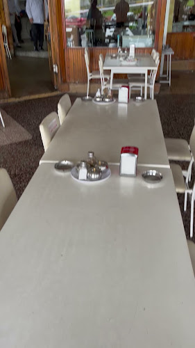 Opinii despre Değirmen Odun Köfte în Salihli - Gastronomi ve konaklama