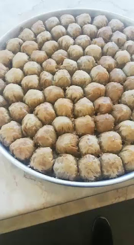 Onur, Mithatpaşa Cd. Yanyolu No:55, 35330, 35330 Balçova/İzmir