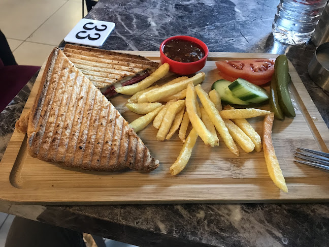 Comentarii opinii despre Gar 1960