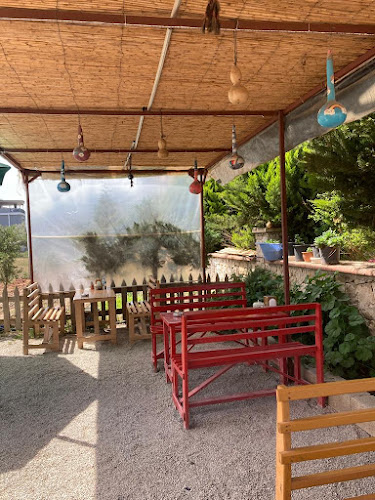 Opinii despre Köfteci Kadir în İzmir - Gastronomi ve konaklama