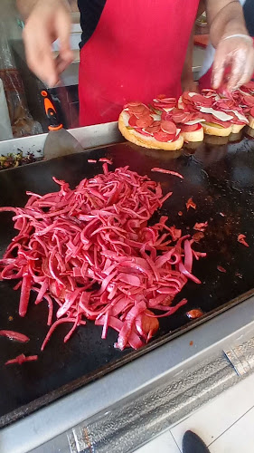 Opinii despre Boğaziçi Cafe în Çiğli - Gastronomi ve konaklama