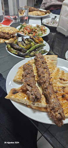 Kebapçı Celal Usta'nın Yeri - Gastronomi ve konaklama