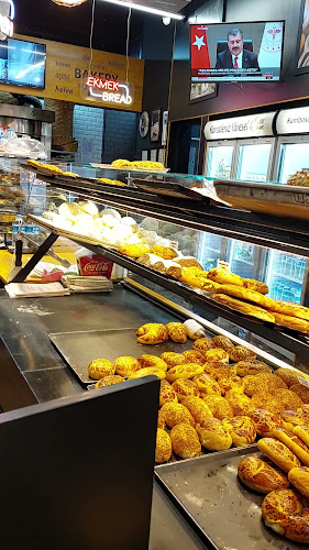 Opinii despre Kumbasar Fırını în Beyoğlu - Gastronomi ve konaklama