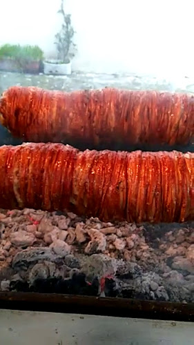 Opinii despre Mert Kokoreç în Karesi - Gastronomi ve konaklama