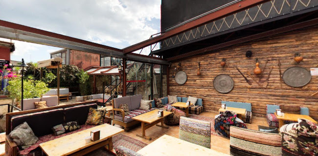 Palatium Cafe and Restaurant