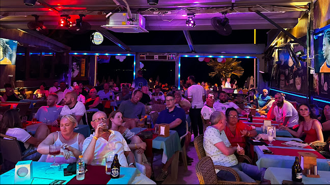 Diana & Sisters steak house fun & pub Beach Bar