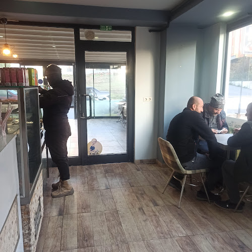 Comentarii opinii despre Cafe SARIYER Börek Pide