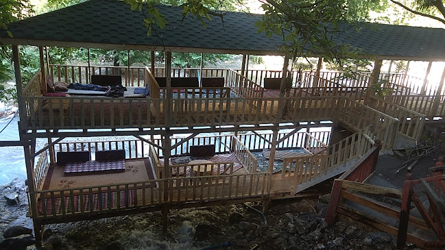 Muhtarın yeri şahin restoran çardak masa kiralama