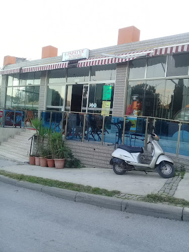 Comentarii opinii despre Papatya Pastisserie Cafe