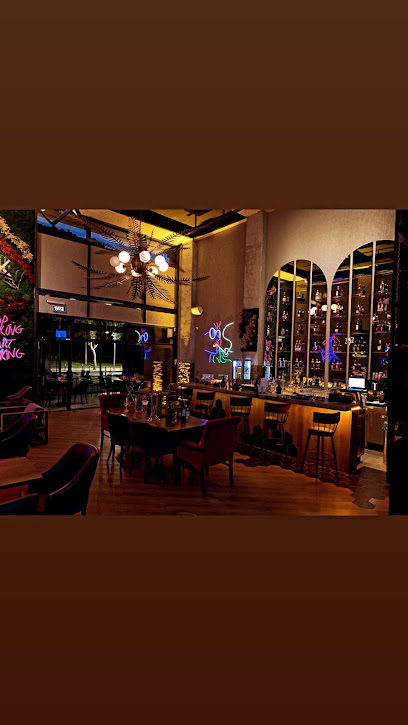 Park11 Restaurant & Bar