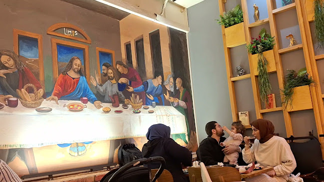 Opinii despre Çakmak Kahvaltı Salonu în Beşiktaş - Gastronomi ve konaklama