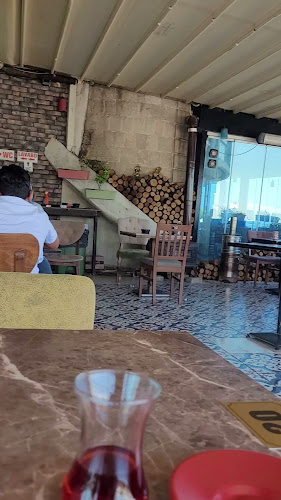 Opinii despre Ünlü Börek Cafe în Büyükçekmece - Gastronomi ve konaklama