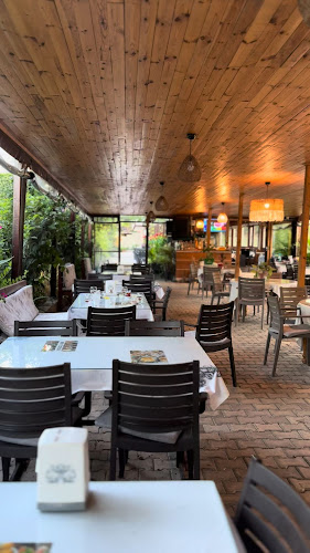 Opinii despre Mola Restoran în Beykoz - Gastronomi ve konaklama