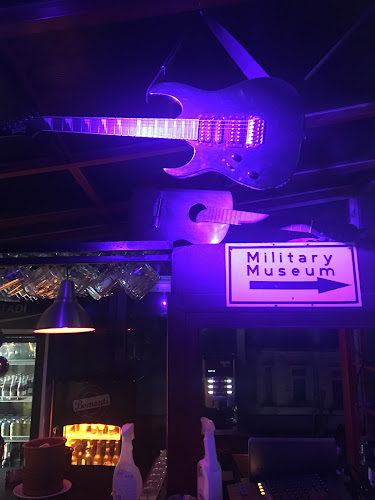 UÇAN EV - beyoğlu/Beyoğlu