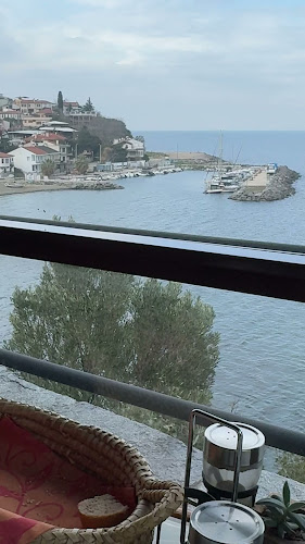 Opinii despre Falez Cafe în Mudanya - Gastronomi ve konaklama