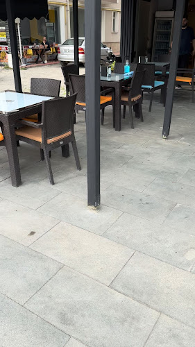 Badem Dondurma - Gastronomi ve konaklama