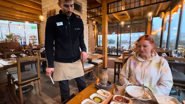 Opinii despre Soffy's Restaurant în Göreme/Nevşehir Merkez - Gastronomi ve konaklama