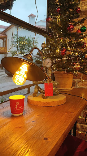 Giant Stride Shop & Cafe & Bar - Kaş