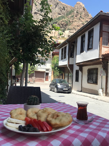 Tacı Ahmet, hamam aralığı sokak no:6, 03200 Afyonkarahisar Merkez/Afyonkarahisar, Türkiye