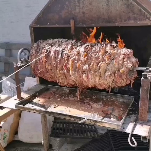 Dostlar Cağ Kebap - Gastronomi ve konaklama