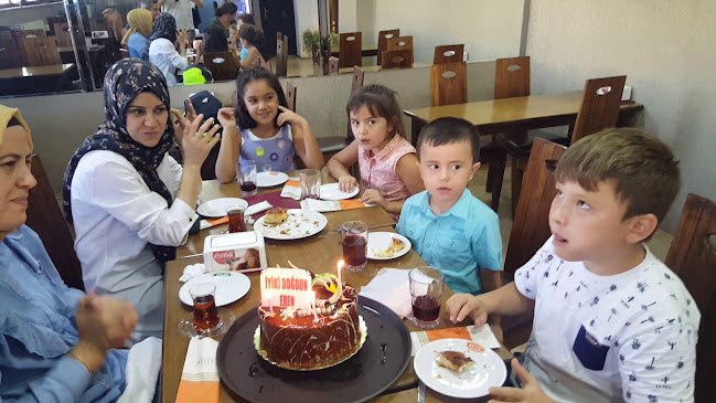 Opinii despre Melek Pastanesi în Denizli Merkezefendi - Gastronomi ve konaklama