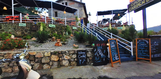 Opinii despre Oh Yes Cocktail Bar în Fethiye - Gastronomi ve konaklama