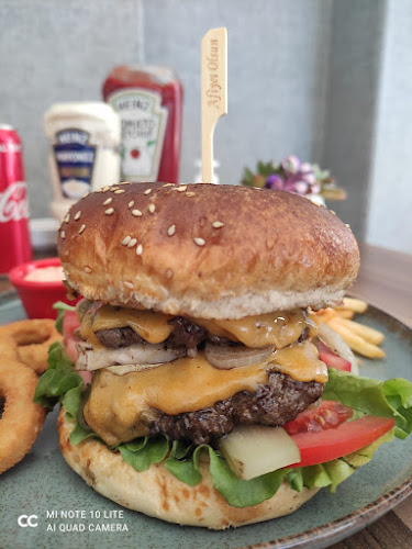 Comentarii opinii despre Paradiso Pizza & Hamburger