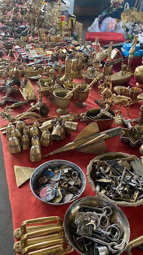 Opinii despre Bornova 2. El ve Antika Pazarı în Bornova - Gastronomi ve konaklama