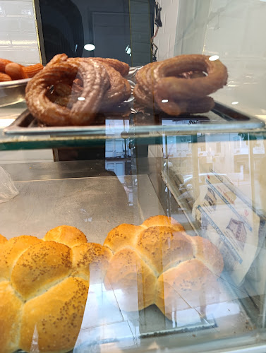 Opinii despre Beşler Fırını în Muratpaşa - Gastronomi ve konaklama