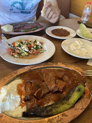 Comentarii opinii despre Mavi Beyaz Restaurant