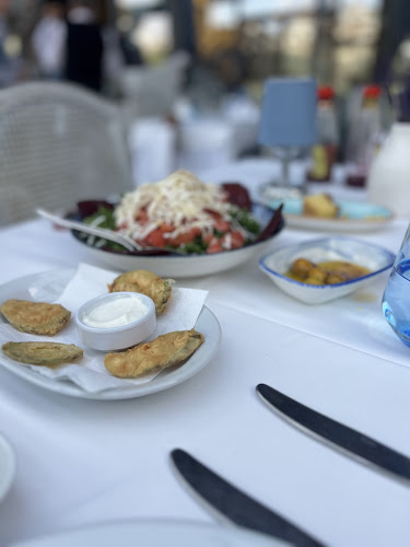 Eleos Bahçeşehir - Gastronomi ve konaklama