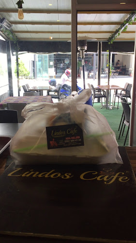 Opinii despre Lindos Cafe în Çiğli - Gastronomi ve konaklama