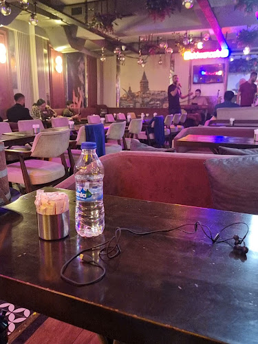 Opinii despre AL DIWAN CAFE & RESTAURANT în Beyoğlu - Gastronomi ve konaklama