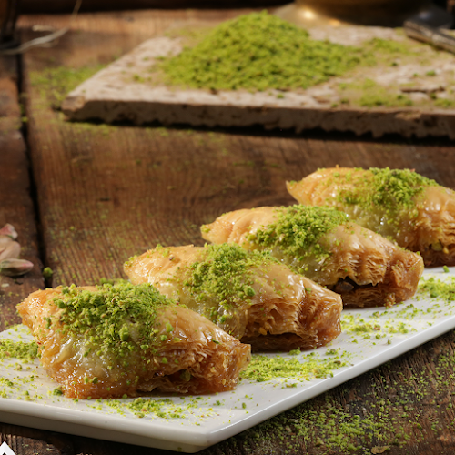 hanibel pizza هانیبِل بیتزا - Gastronomi ve konaklama