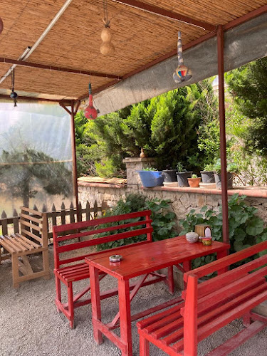 Opinii despre Köfteci Kadir în İzmir - Gastronomi ve konaklama