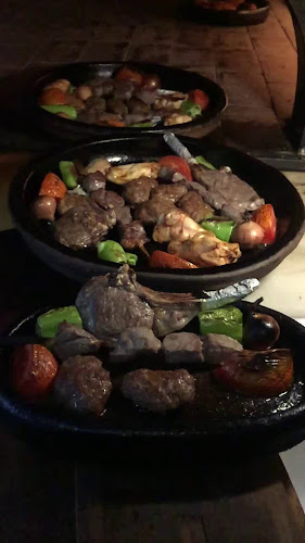 Opinii despre Palatium Cafe and Restaurant în Fatih - Gastronomi ve konaklama