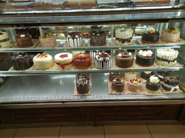 Opinii despre Saliha Sultan pastaneleri în Fethiye - Gastronomi ve konaklama