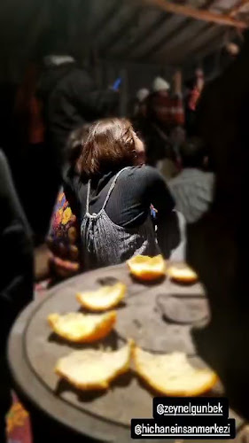 Opinii despre hiçhane insan merkezi în Karatay - Gastronomi ve konaklama