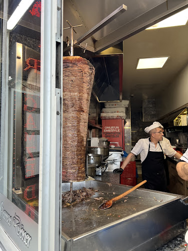 Comentarii opinii despre Afyon Gamze Sucuk Döner