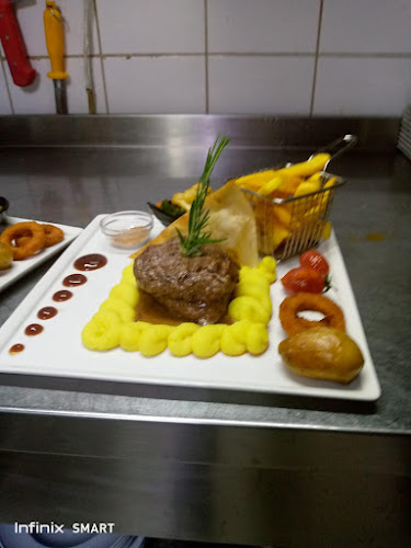 Diana & Sisters steak house fun & pub Beach Bar - Gastronomi ve konaklama