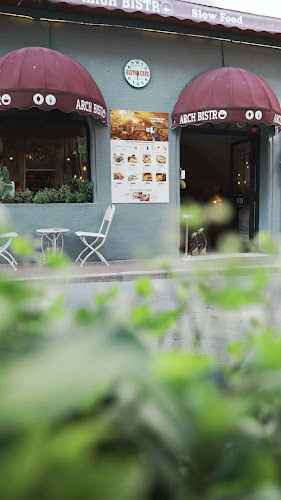 Opinii despre Arch Bistro în Fatih - Gastronomi ve konaklama