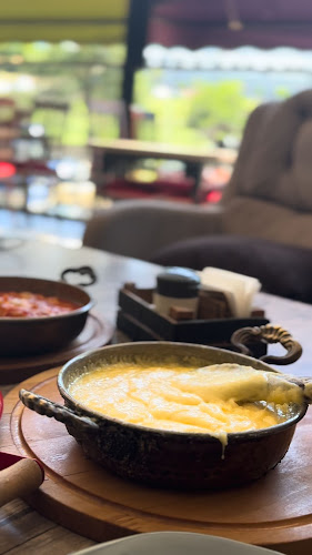 Opinii despre La’Rok Cafe and More în Söğütlü - Gastronomi ve konaklama