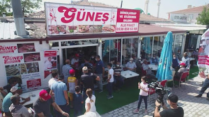 Güneş et Ve Tavuk Döner salonu