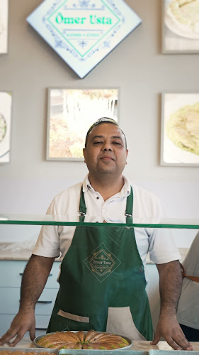 Opinii despre Ömer Usta Katmer&Künefe în Balçova - Gastronomi ve konaklama