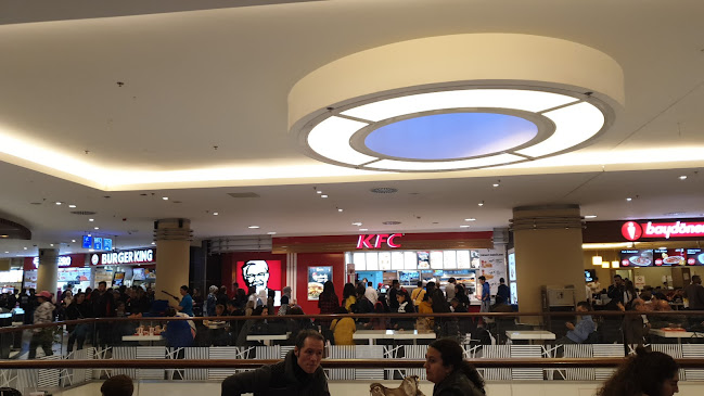 Opinii despre KFC în Tepebaşı - Gastronomi ve konaklama