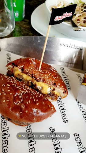 Opinii despre Saltbae Burger Nişantaşı în Şişli - Gastronomi ve konaklama