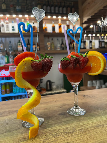 Opinii despre Merhaba Garden Restaurant în Antalya - Gastronomi ve konaklama